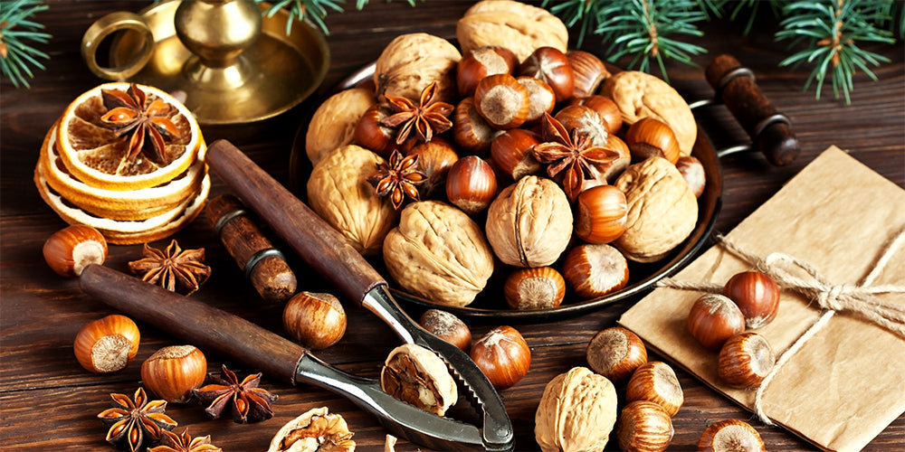 Frutta secca a Natale: la tradizione, come e perché mangiarla